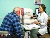 Офтальмологи МОКМЦ получили новое оборудование